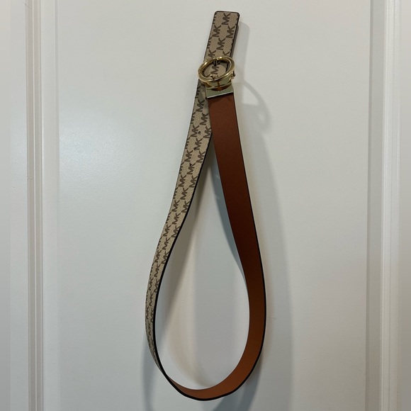 Michael Kors Reversible Leather Belt